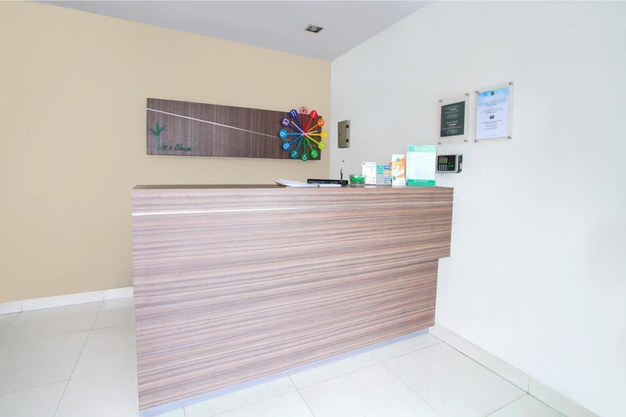 Legreen Suite Gatot Subroto Jakarta Exterior photo
