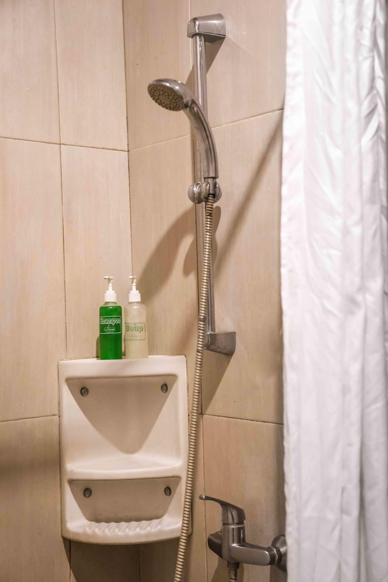 Legreen Suite Gatot Subroto Jakarta Exterior photo