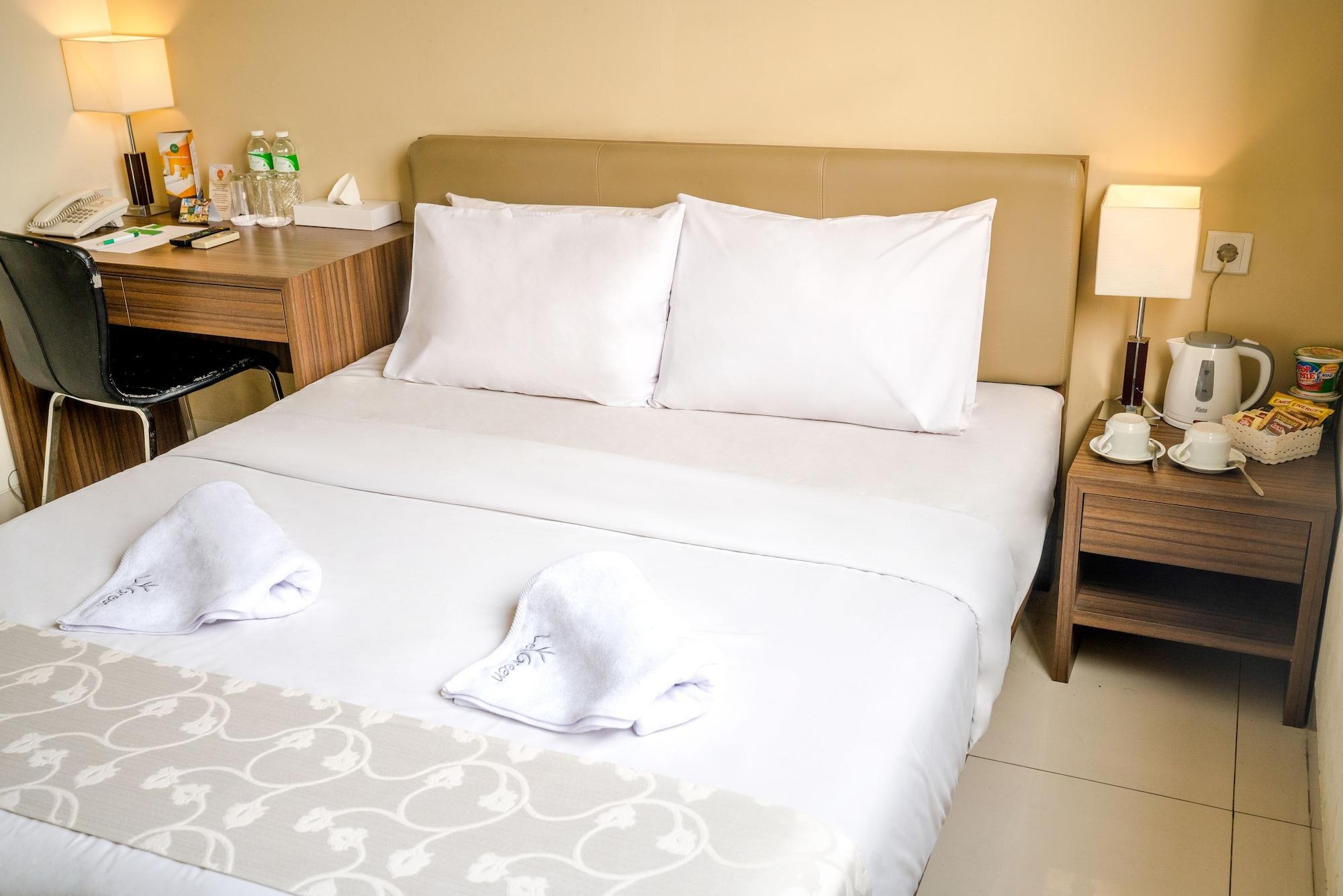 Legreen Suite Gatot Subroto Jakarta Exterior photo